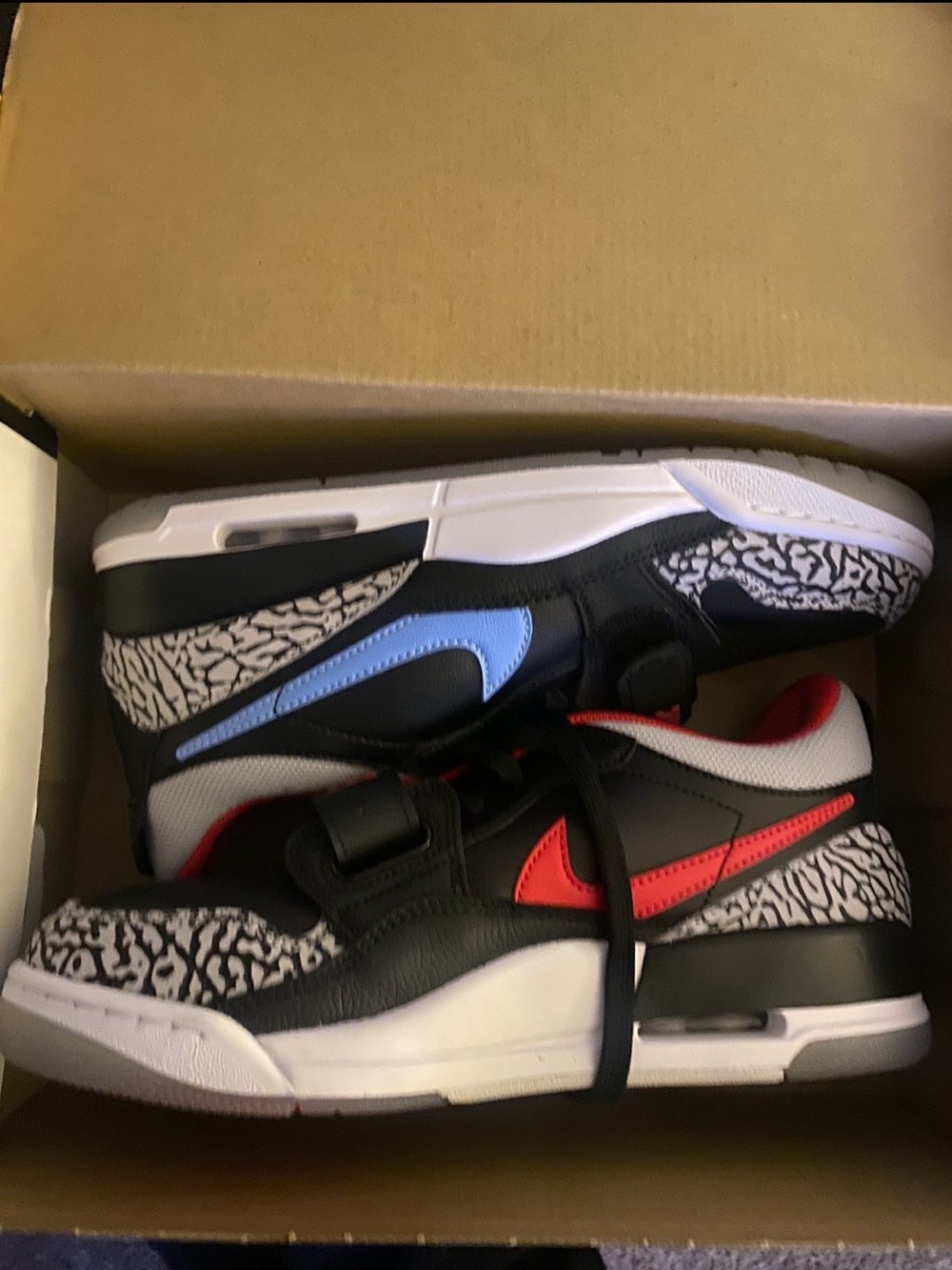 Nike Air Jordan Legacy 312 Low Chicago Flag - NIB